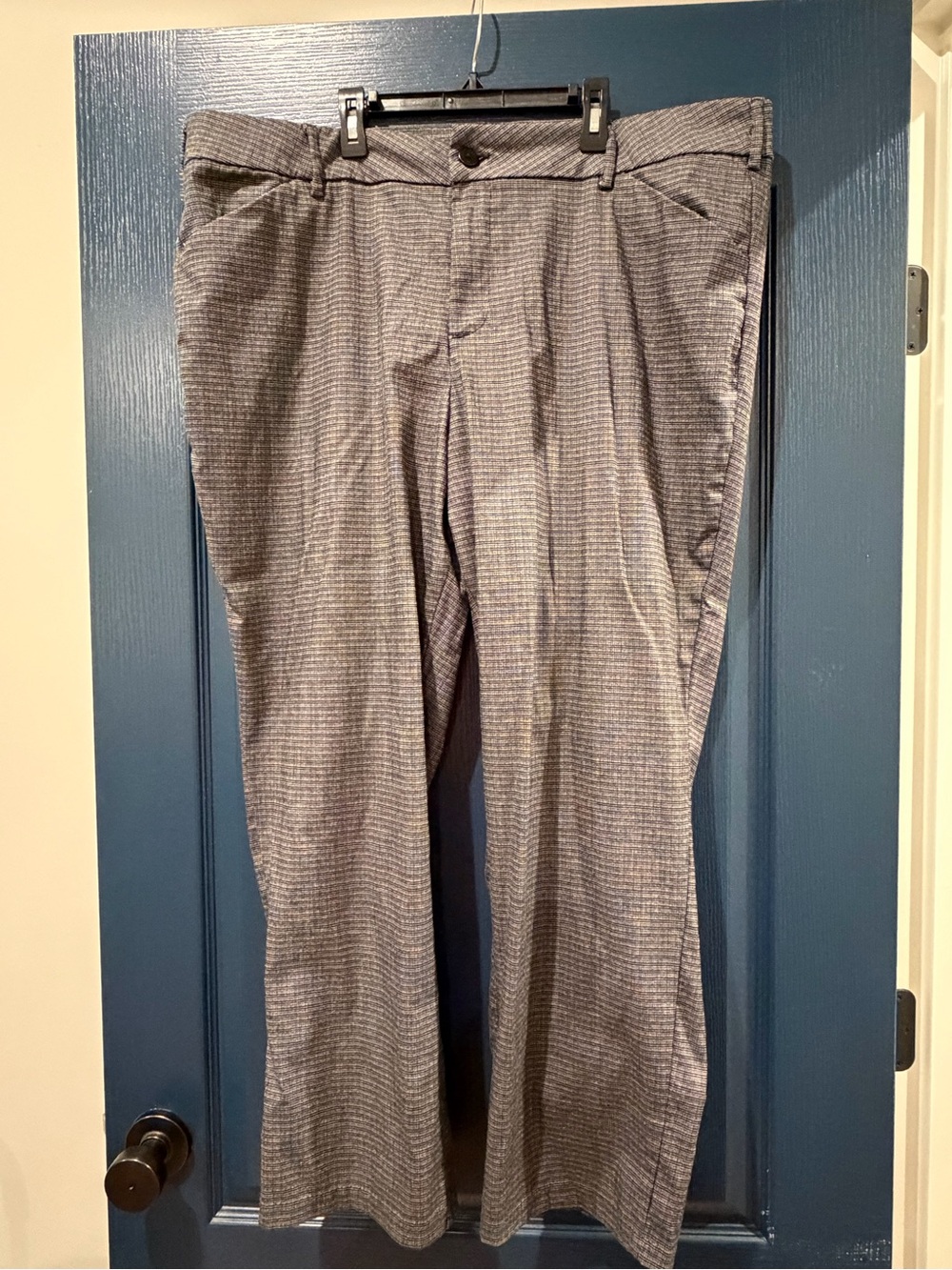 Lee Women's Gray Micro-Check Dress Pants
